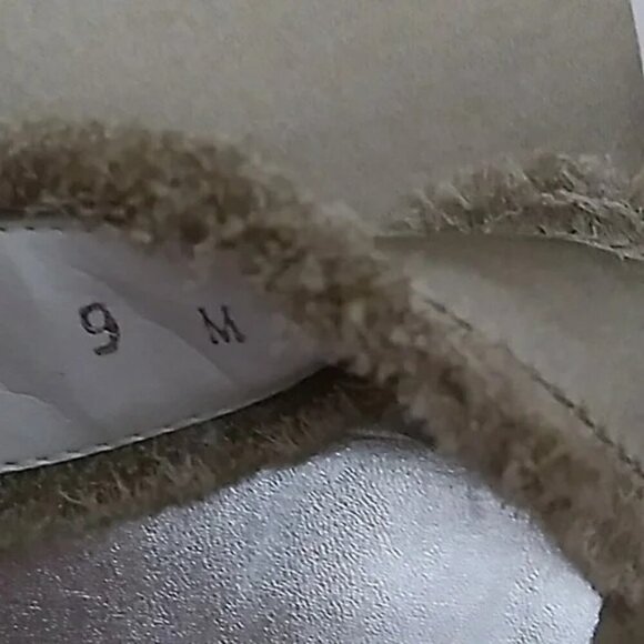 Stuart Weitzman Tan Satin Evening Sandals - Picture 4 of 6